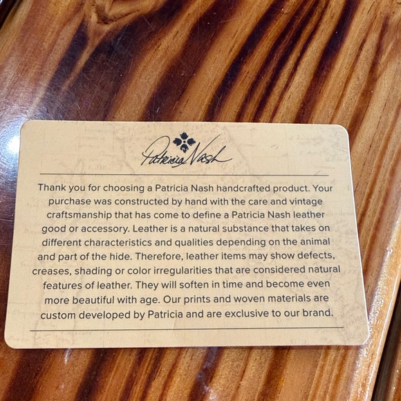 Patricia Nash shoulder bag - Picture 8 of 10